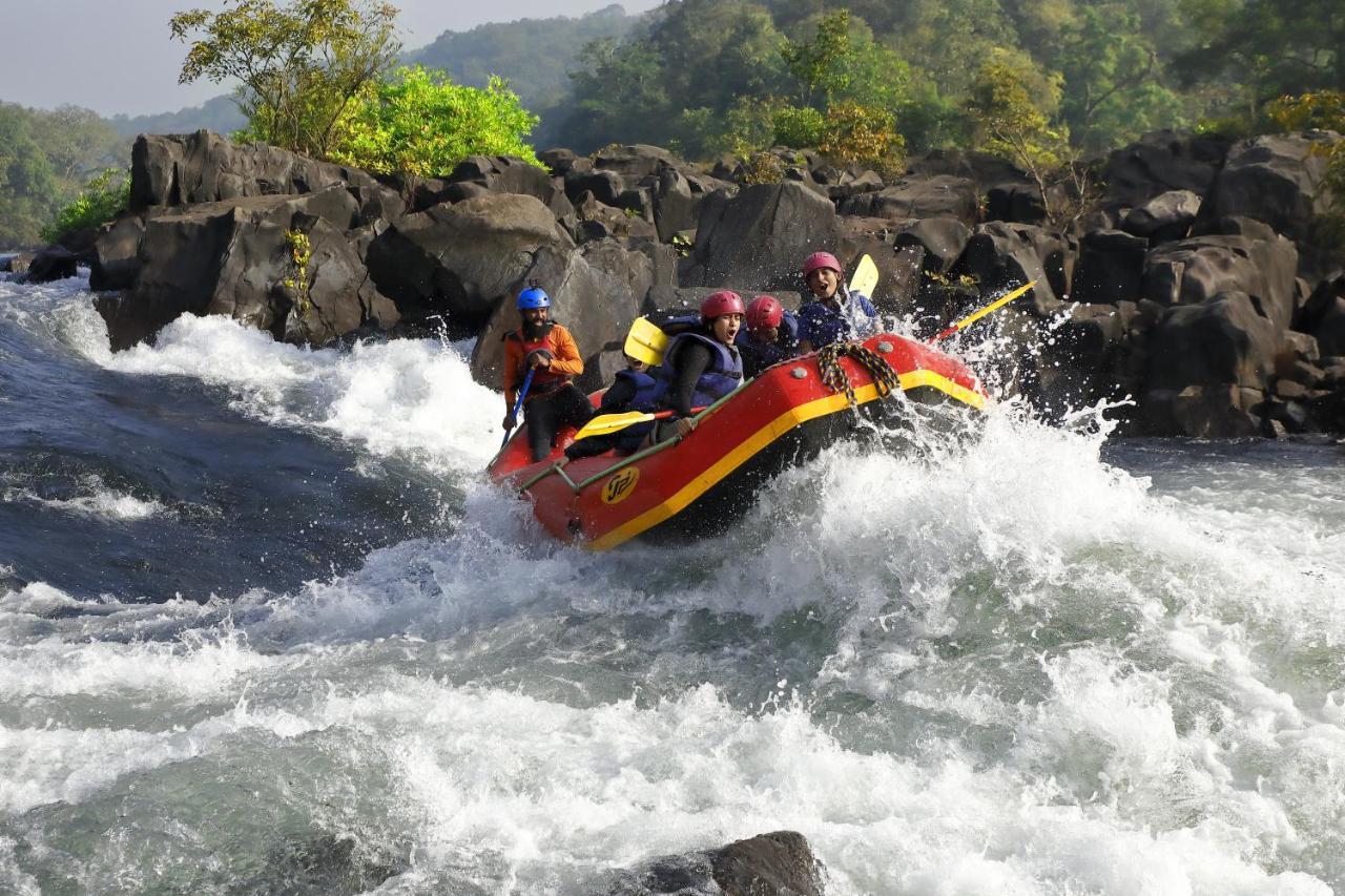 Whistling Woodzs Resort Dandeli Ngoại thất bức ảnh