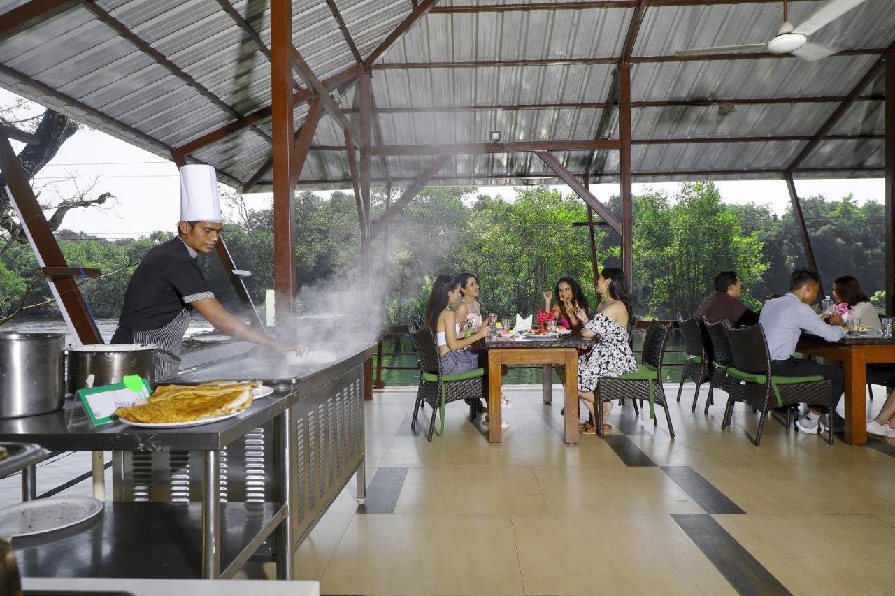 Whistling Woodzs Resort Dandeli Ngoại thất bức ảnh