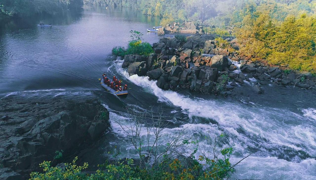 Whistling Woodzs Resort Dandeli Ngoại thất bức ảnh