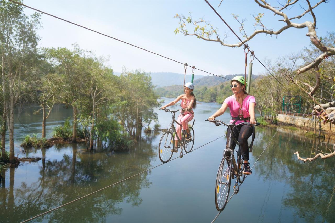Whistling Woodzs Resort Dandeli Ngoại thất bức ảnh
