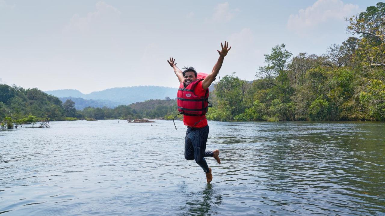 Whistling Woodzs Resort Dandeli Ngoại thất bức ảnh